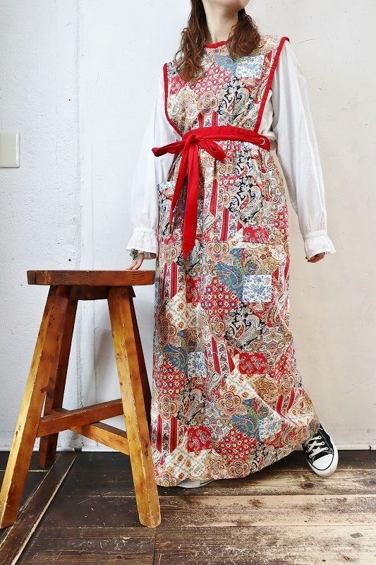 '70s Vintage Dress 〜エプロンドレス×フラワー&ペイズリーパッチ